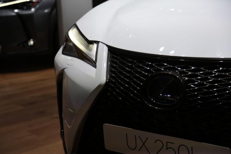  - Lexus UX 250h | nos photos depuis le Mondial de l'Auto 2018